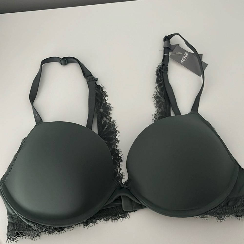 Aerie sage green lace push up bra. New with tags, size 36B